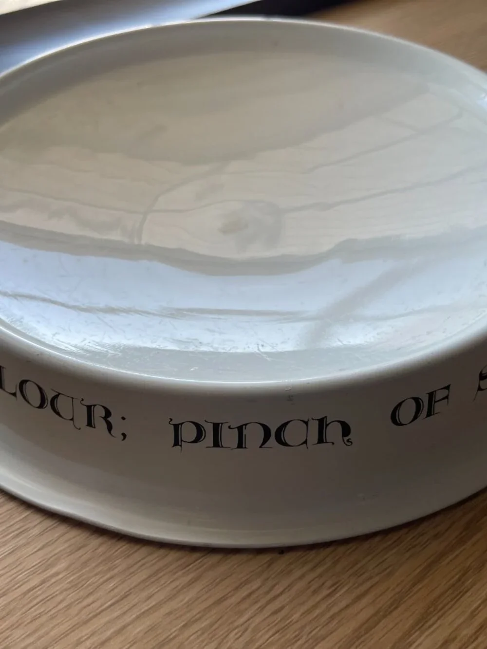 Farmhouse Folk Art White Enamel Aluminum Crepe Pan Bowl